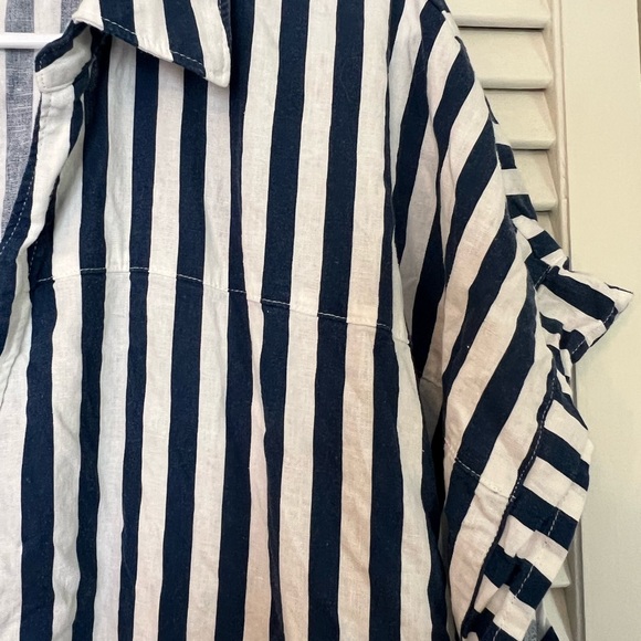 Universal Standard Blue and White Striped Top - Picture 2 of 7